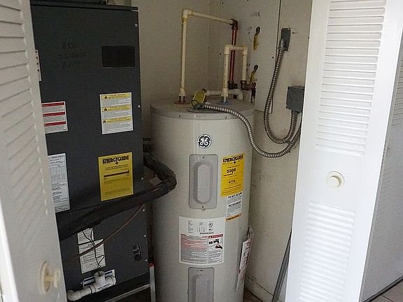 3rd image of 225 Country Club Dr #1504