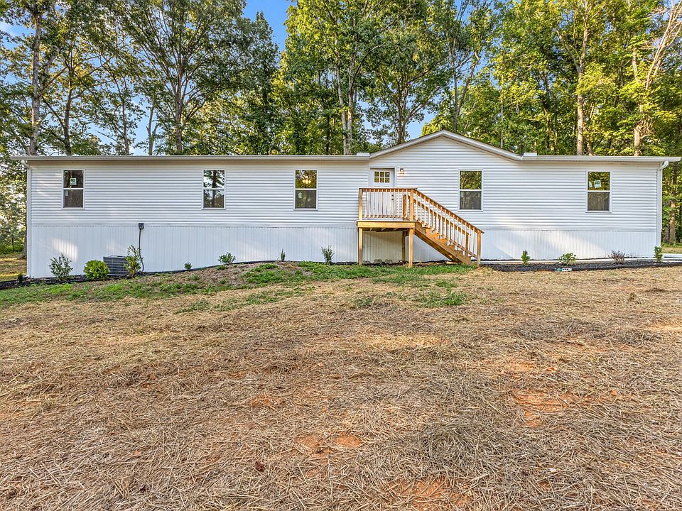 1st image of 2904 Gause Rd