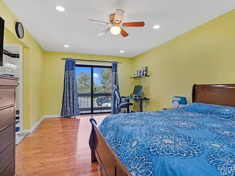 190 Linda Ln — Photo 10