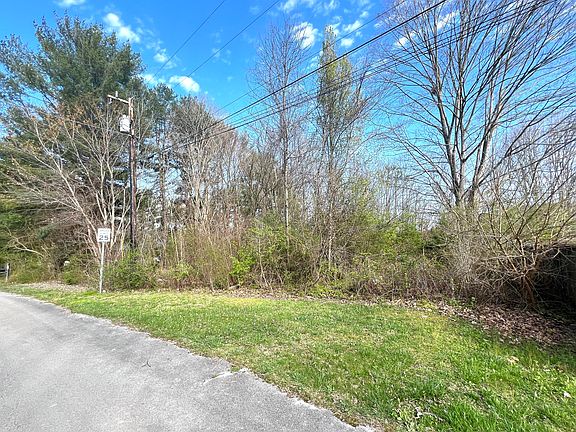 2nd image of 34 Rolling Acres Dr