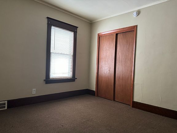 5th image of 626 23rd St #1
