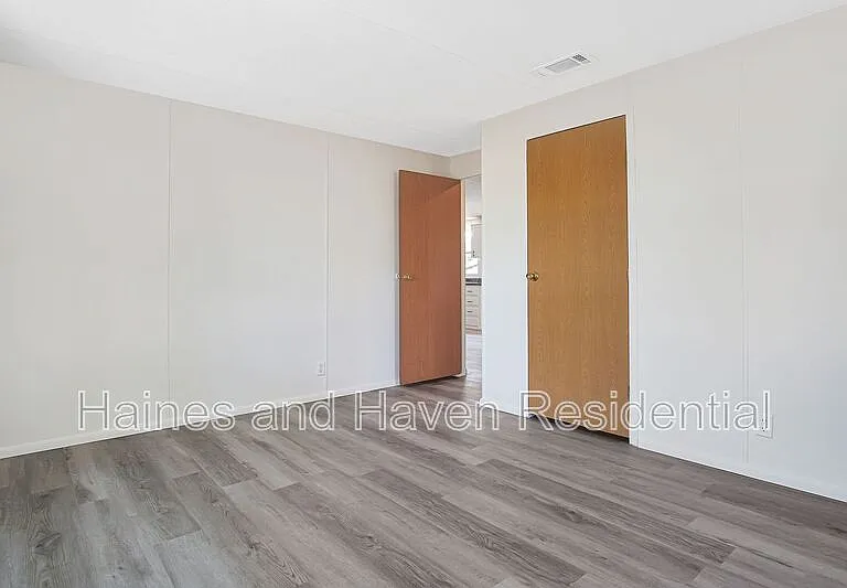 322 Clearwater Lake Dr — Photo 18