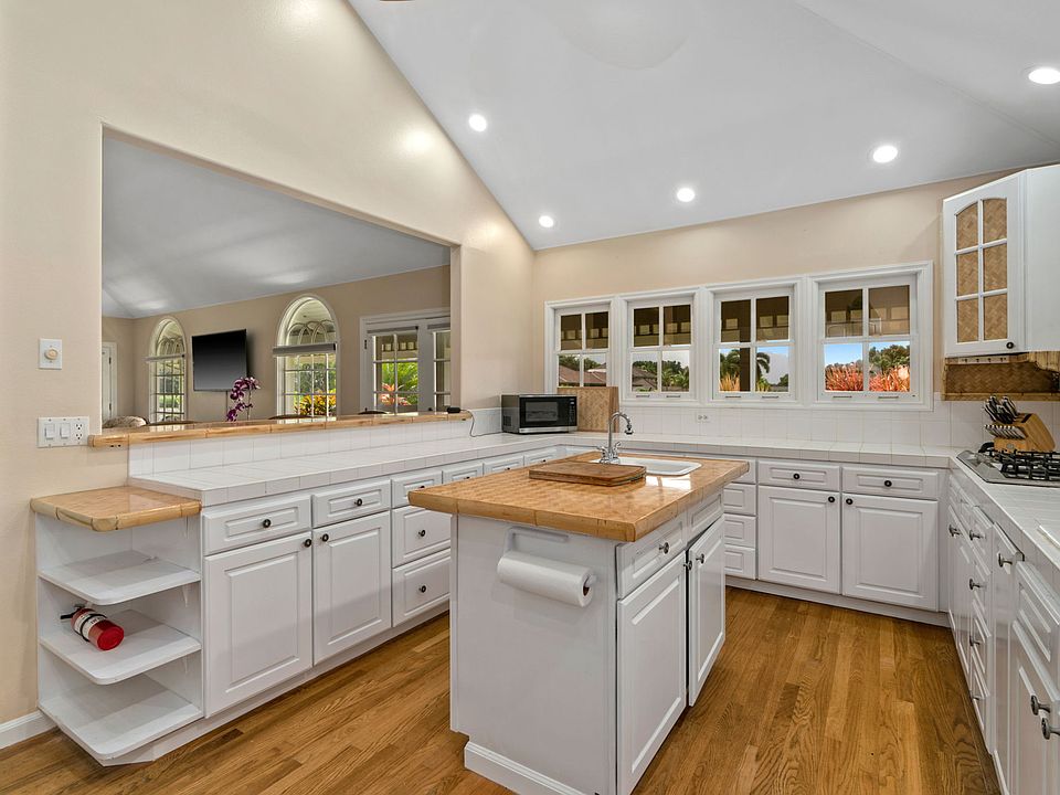 5145 Kapiolani Loop, Princeville, HI 96722 | MLS #727223 | Zillow