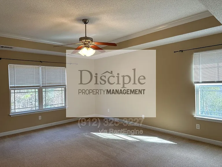136 Magnolia Dr — Photo 12