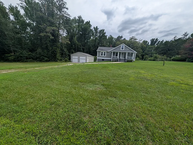 7427 Hickory Rd — Photo 1
