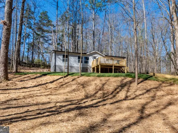 196 Twin Mountain Lake Cir, Talking Rock, GA 30175