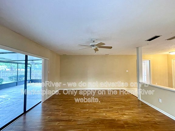 5th image of 15720 Country Lake Dr