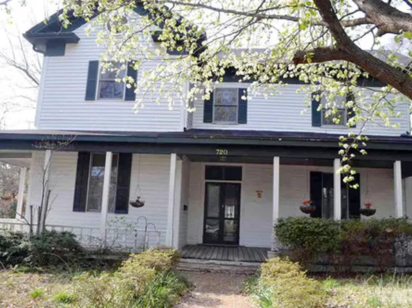 720 S Chestnut St, Henderson, NC 27536