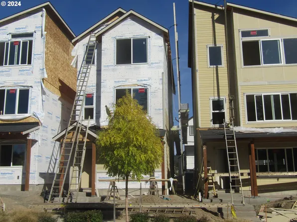 1457 N Chehalis Ln, Newberg, OR 97132