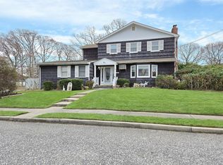 1 Jamar Lane, Ronkonkoma, NY 11779