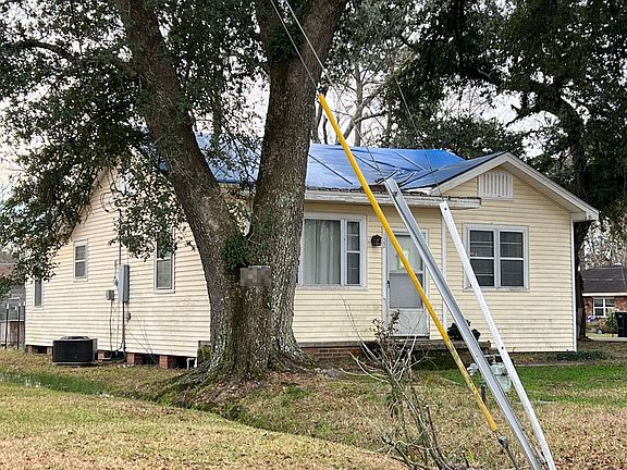 3rd image of 102 Tulane Ave