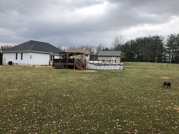 4th image of 1711 Parkwood Ct NE