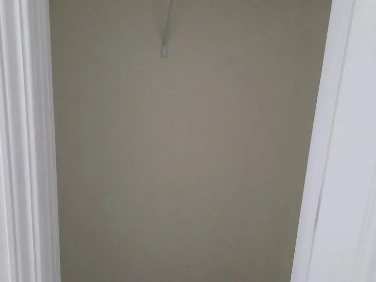 2144 Belmont Cir — Photo 4