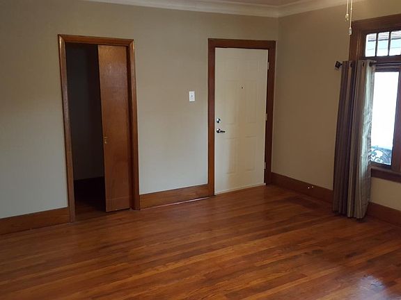 Large Living Room 2