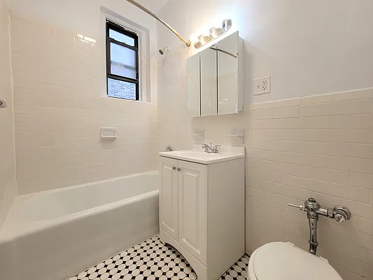 Rented by Living New York | media 5