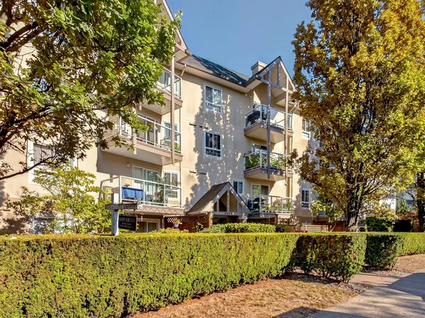 8110 120a St #205, Surrey, BC V3W 3P3