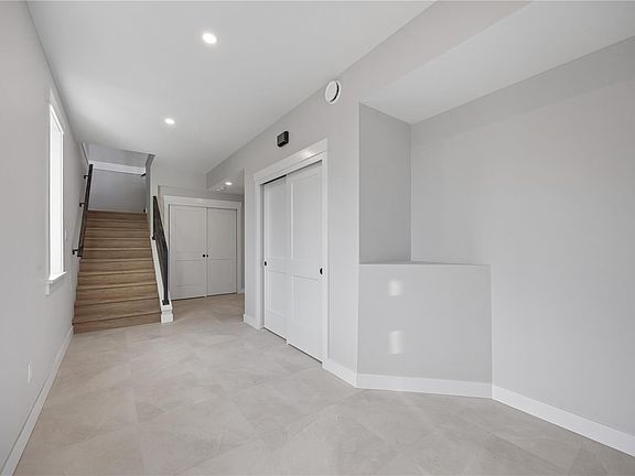 3rd image of 145 Marina View Dr