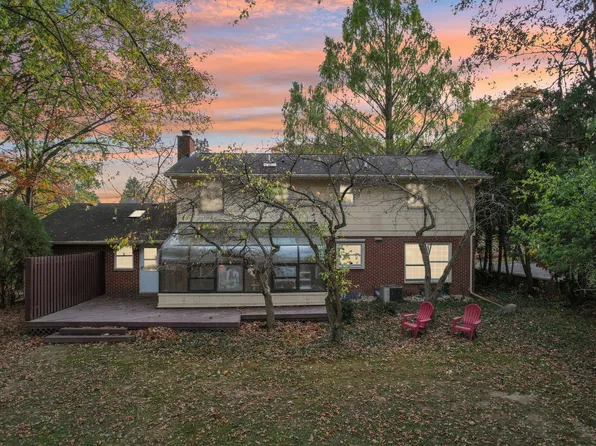 3435 Vintage Valley Rd, Ann Arbor, MI 48105