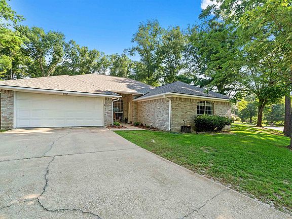 3rd image of 15907 Brittain Ct