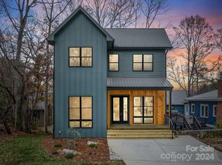 111 Riverview Dr, Asheville, NC 28806