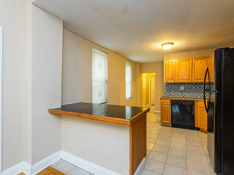 1604 N Bouvier St — Photo 36