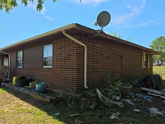 2nd image of 4406 Carter Rd