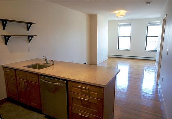 2nd image of 260 5th Ave APT 3R
