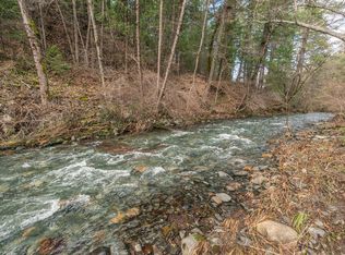 540 Lost Bridge Rd, Lewiston, CA 96052