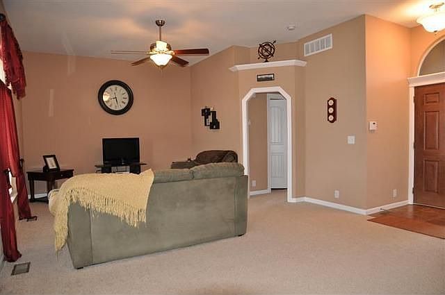 2nd image of 14925 E Lakeview Dr
