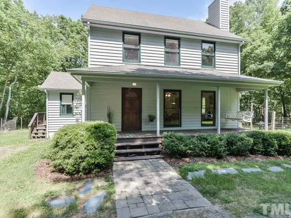 3909 Hawk Ridge Rd, Chapel Hill, NC 27516