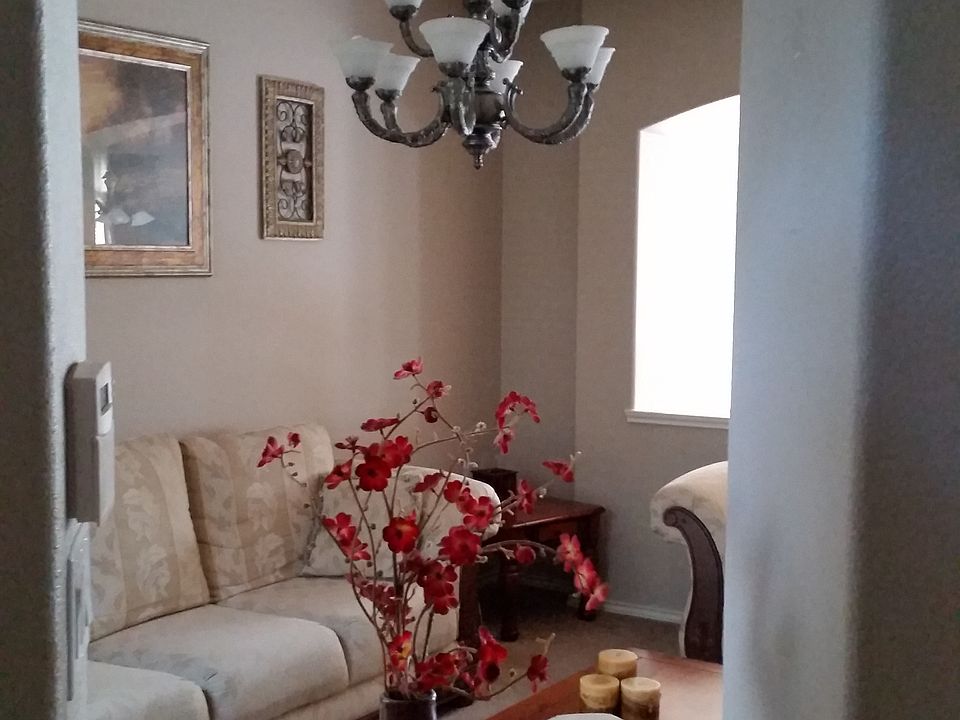 Living Rm from front door