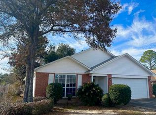 1885 Gulf Bay Ln, Pensacola, FL 32506