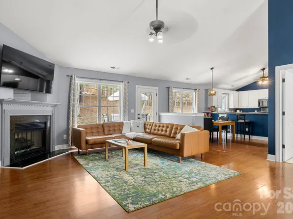 11110 Caroline Whitney Cir, Charlotte, NC 28212