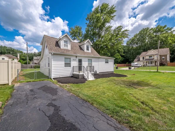 9620 Wilkie St, Taylor, MI 48180