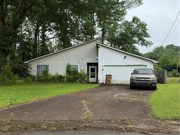7103 Apache Ln, Riverdale, GA 30274