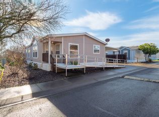 146 Owyhee Ln, Roseburg, OR 97471