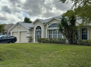 6687 Dickinson Ter, Port Saint Lucie, FL 34952