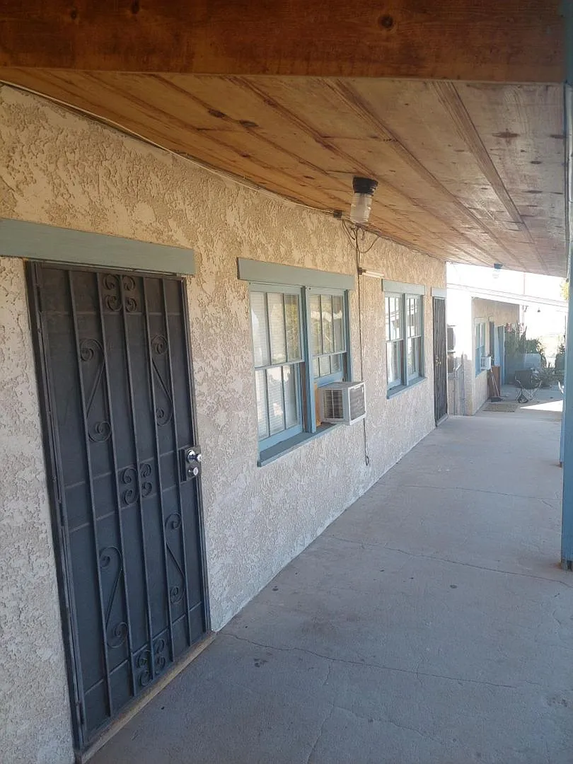 6555 Indian Cove Rd — Photo 1