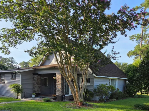 612 River Rd, Trent Woods, NC 28562