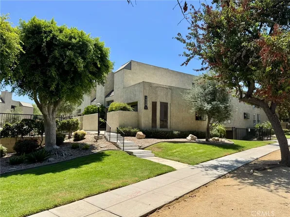 1008 W Riverside Dr Unit 34, Burbank, CA 91506