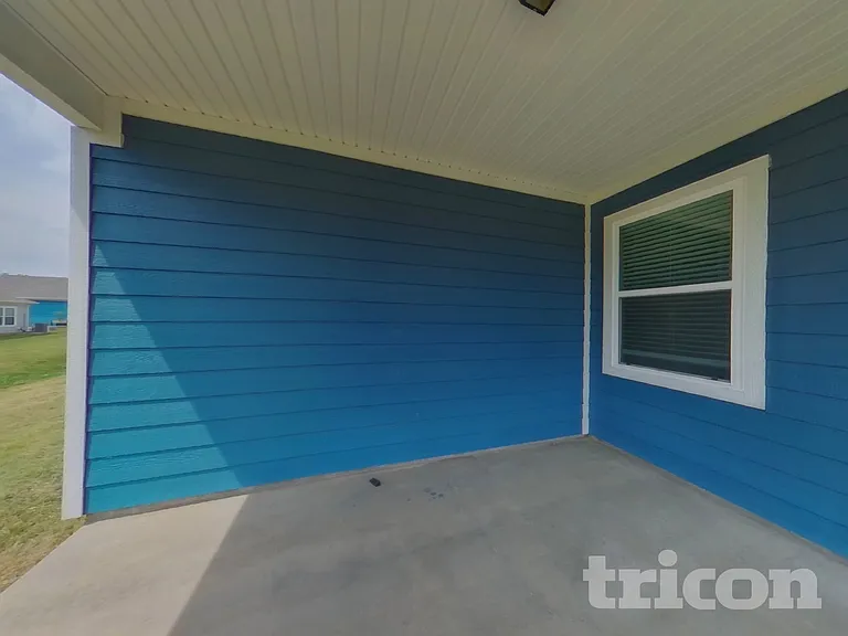 2818 Buzz St — Photo 15