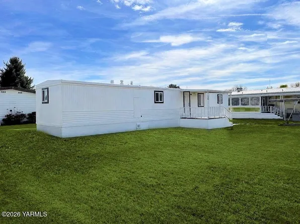 55 W Washington Ave Unit 61, Yakima, WA 98903