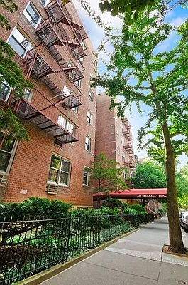 Sold by Calabrese Real Estate | media 2