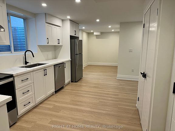 4th image of 12 Coulterville Dr #Basement