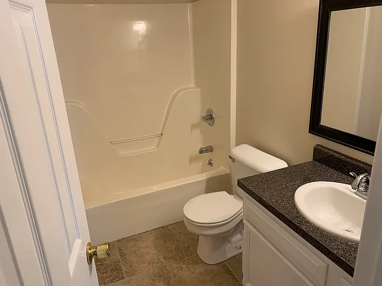 354 Baldwin St SE #BASEMENT — Photo 7