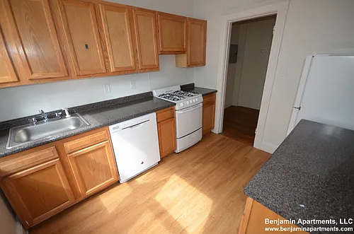 1810 Commonwealth Ave Photo 1