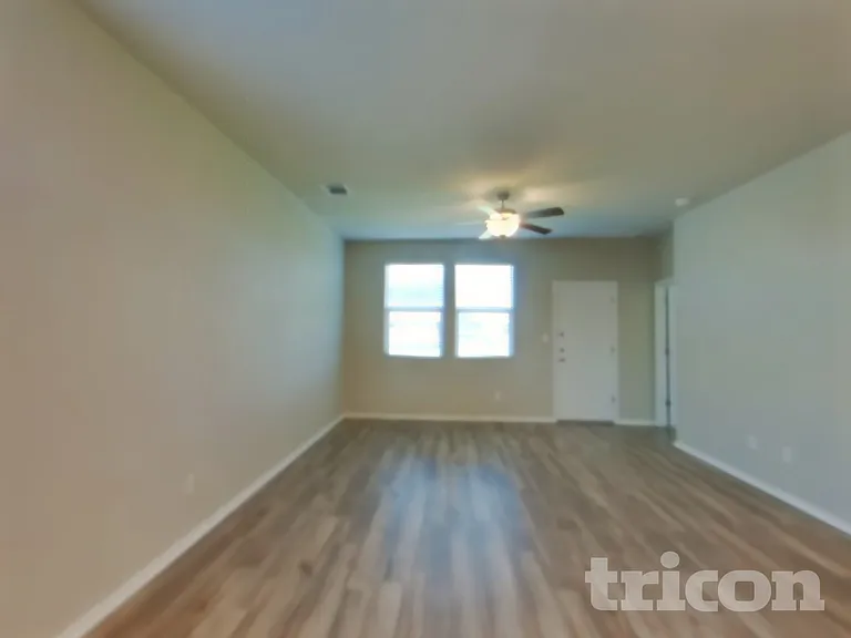 5200 Saddle Club Dr — Photo 4
