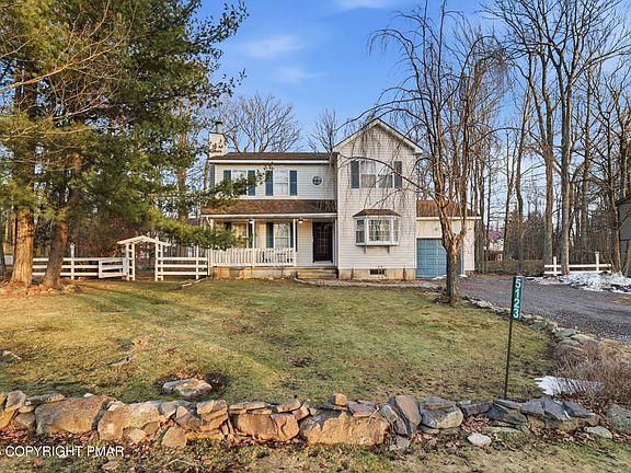 3rd image of 5123 Iroquois St