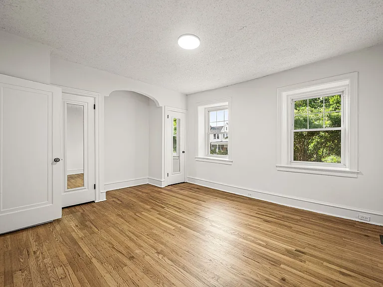 4428 Sherwood Rd — Photo 14