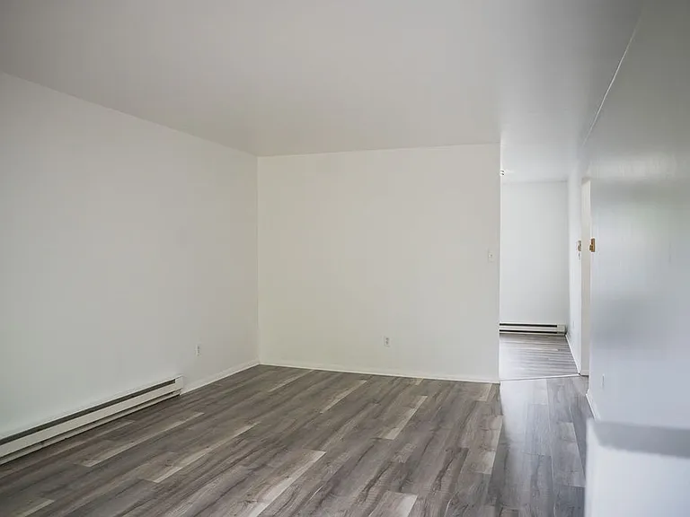 503-526 S Austin St #524 — Photo 3